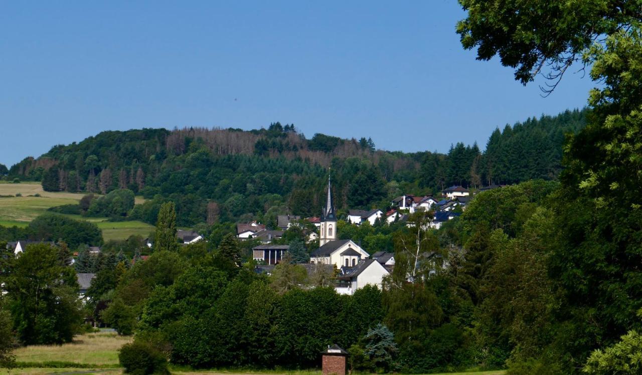 Apartmenthaus Ruhezeit Bad Endbach Exterior foto