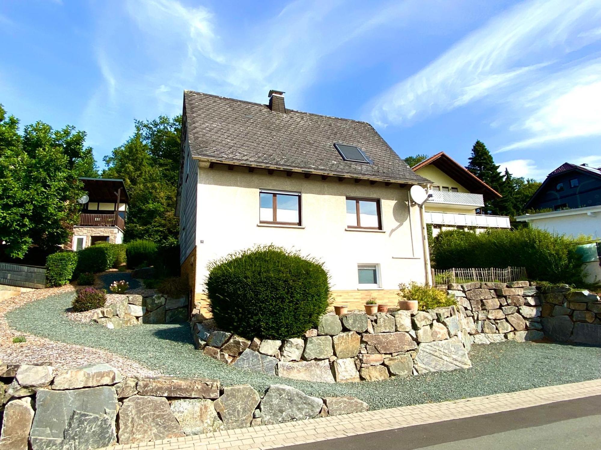 Apartmenthaus Ruhezeit Bad Endbach Exterior foto